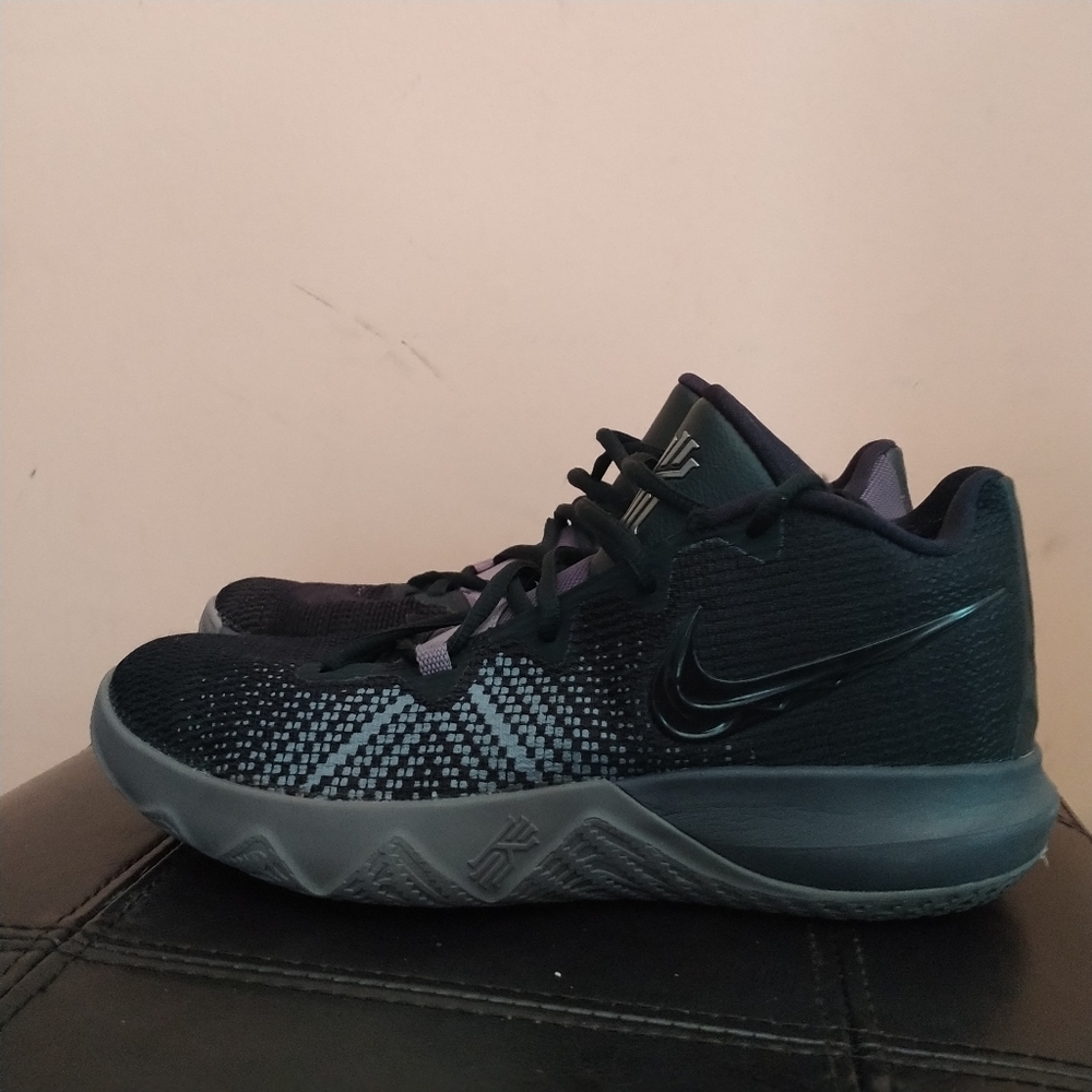 Nike Kyrie Shoes